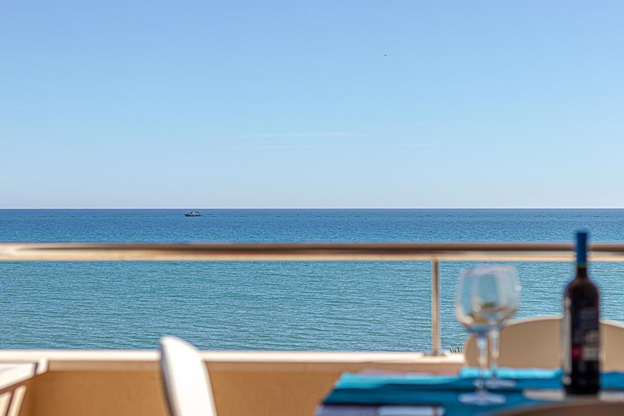 Fantastic Views , On The Beach Best Location In 托雷莫利诺斯 外观 照片